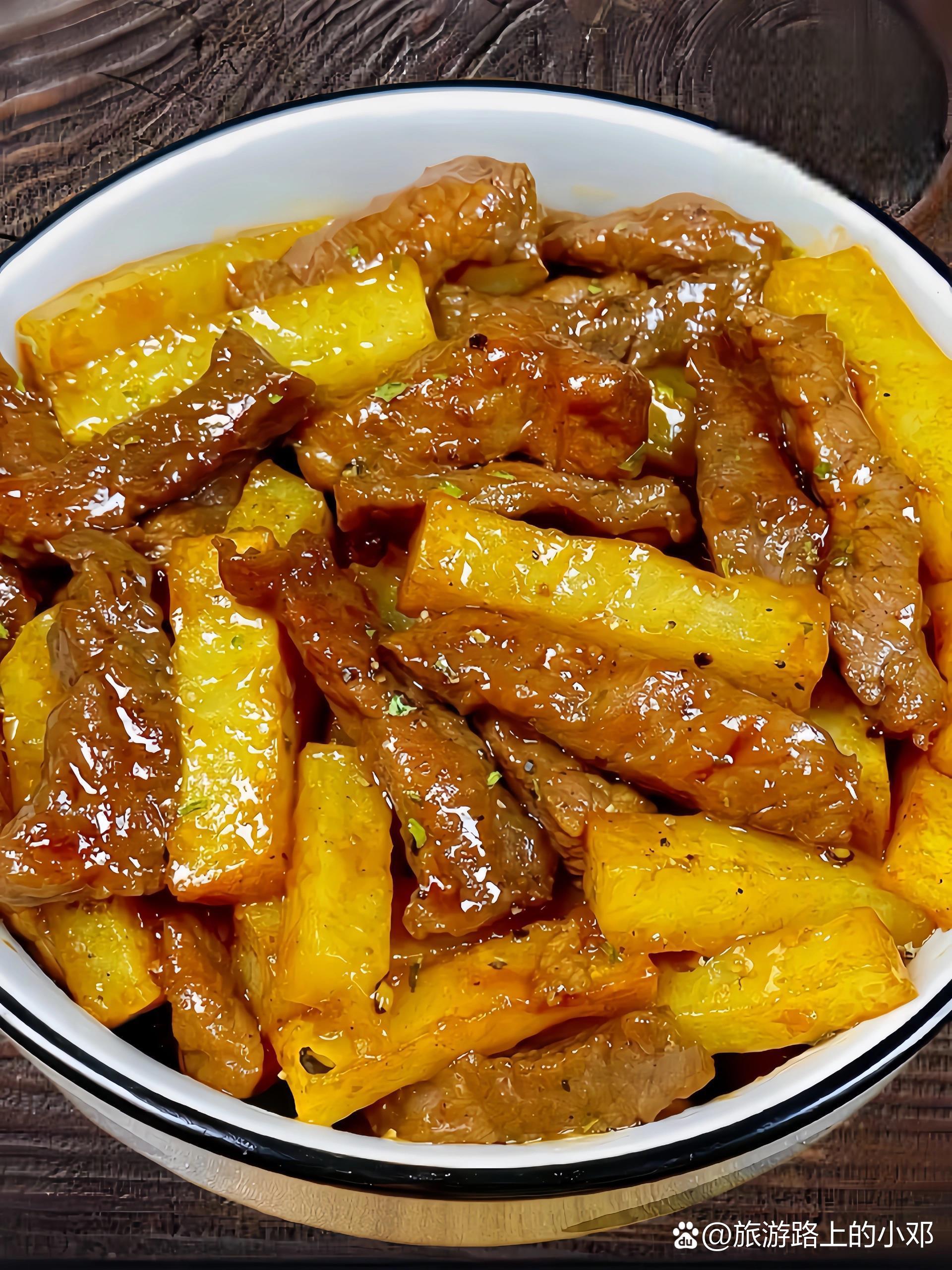 土豆炒肉的家常做法(家炒土豆丝的家常做法视频)
